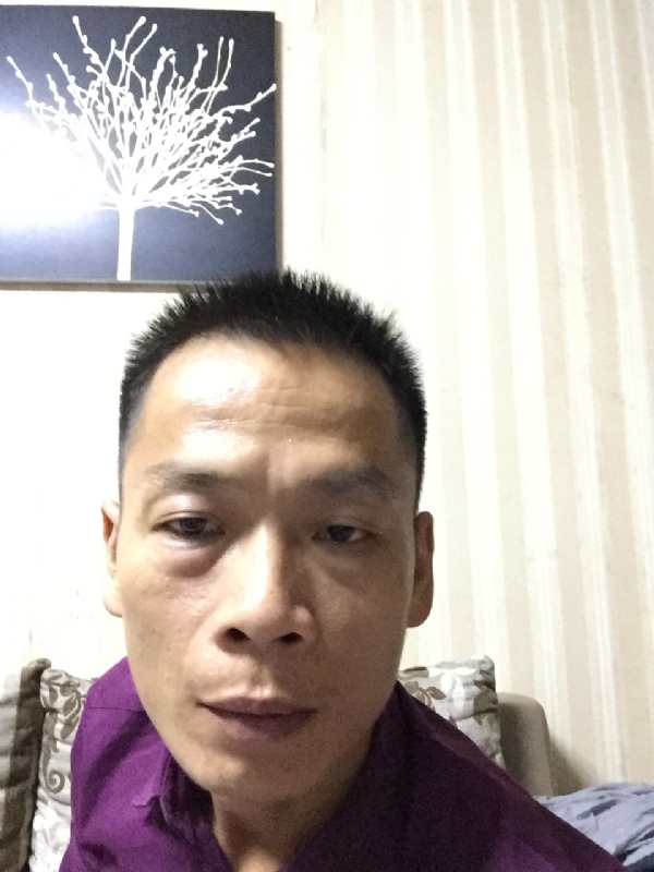 alongzhe的第一张照片--长沙相亲服务中心