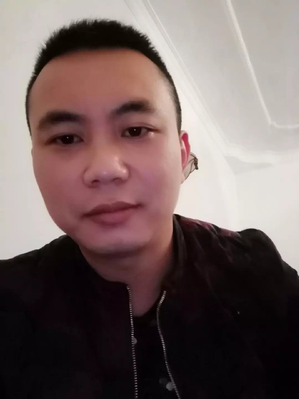 喜闻香气的第一张照片--长沙相亲服务中心