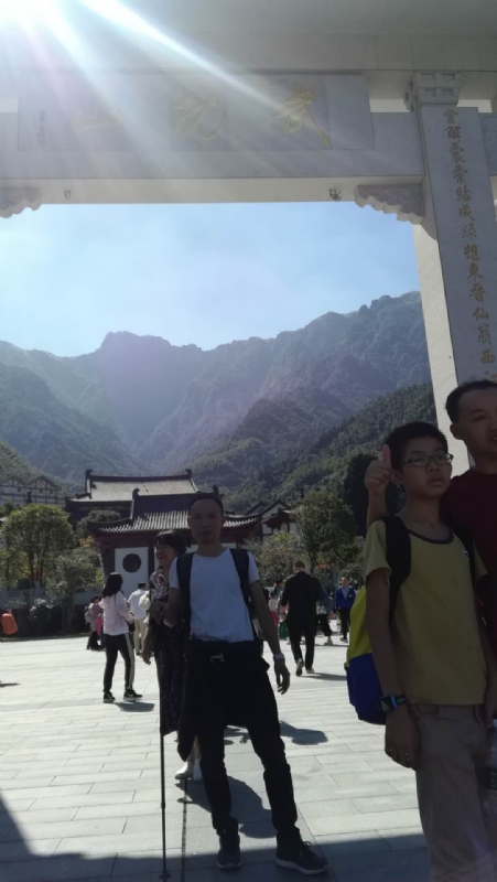 蓝天的第二张照片--长沙相亲服务中心