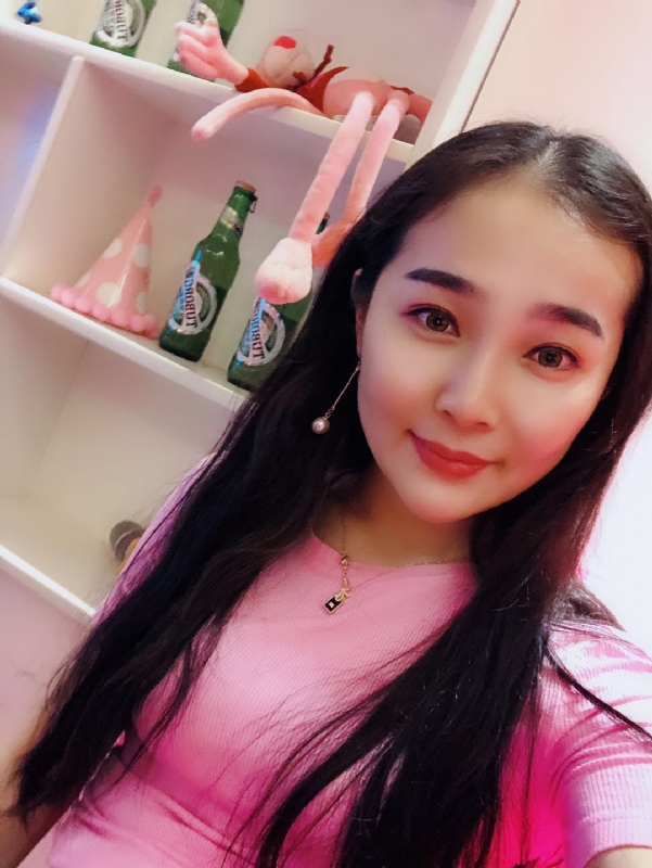 李雨菲的第一张照片--长沙相亲服务中心