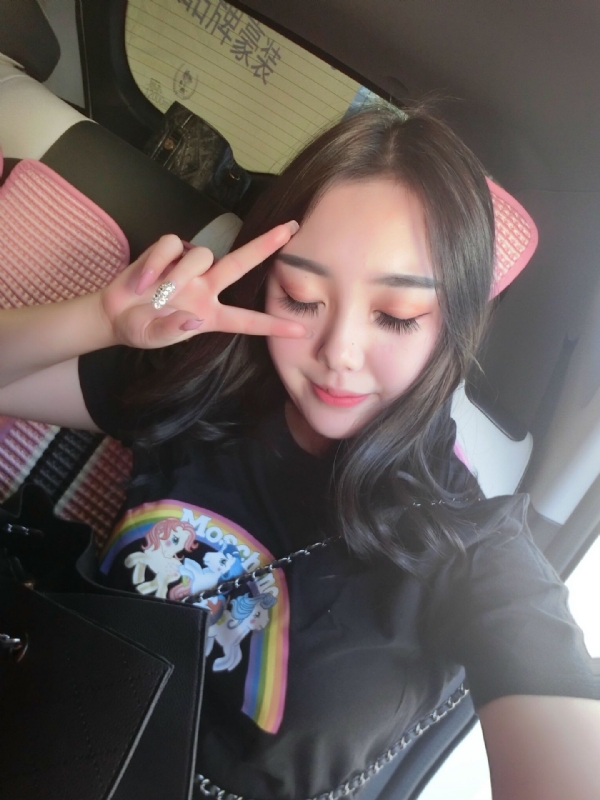 佳怡的第四张照片--长沙相亲服务中心