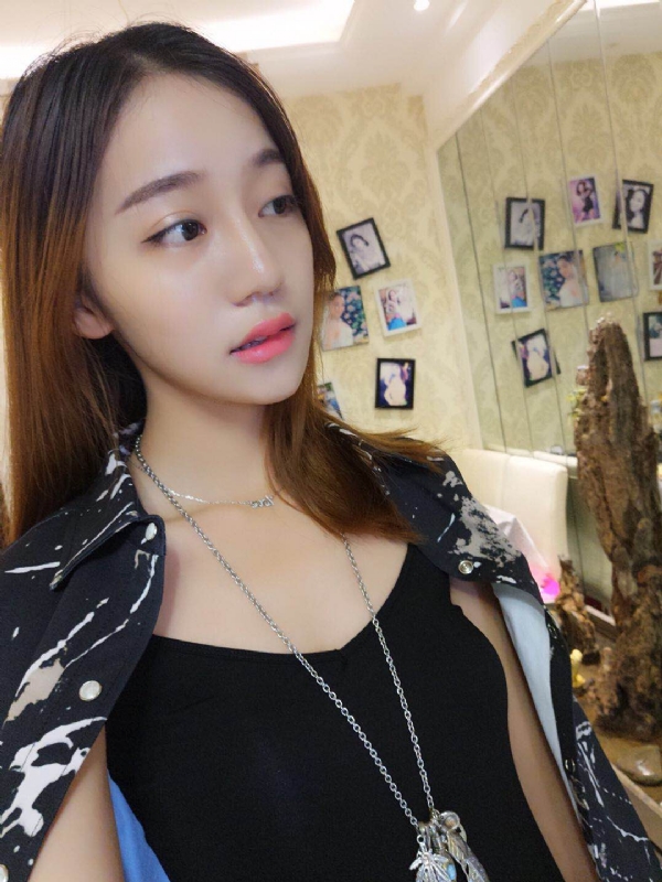 凉兮的第一张照片--长沙相亲服务中心