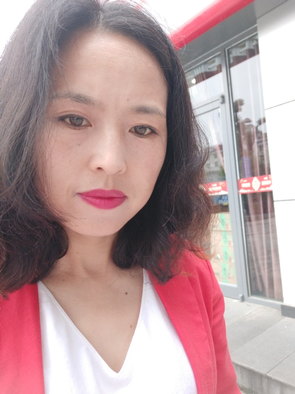 枫叶飘零的第一张照片--长沙相亲服务中心