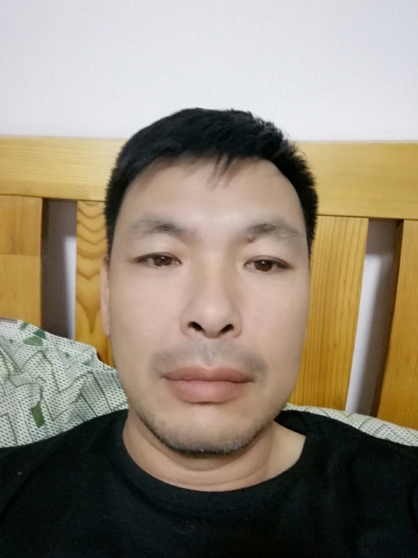 不爱当牛的第一张照片--长沙相亲服务中心