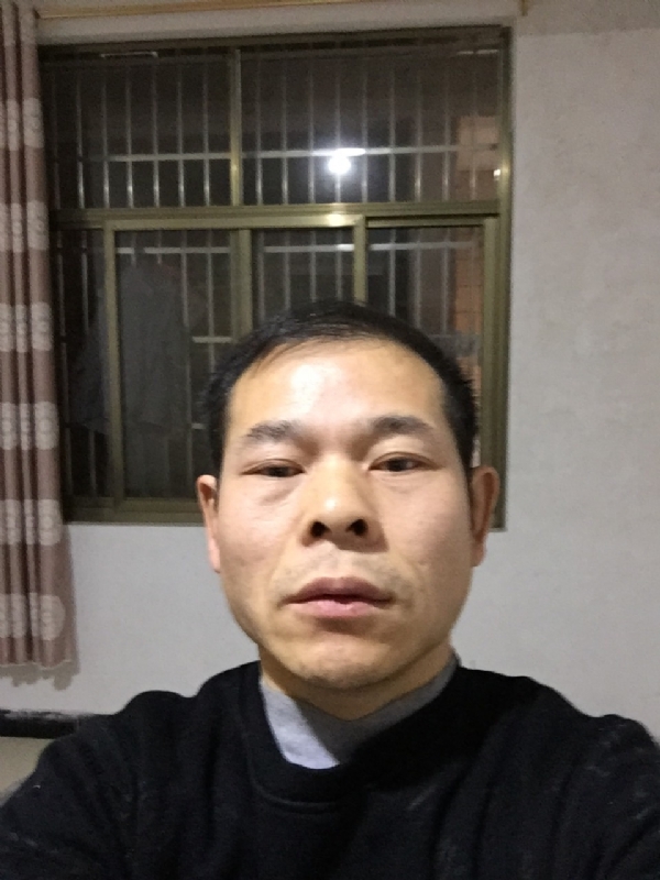 徐徐清风的第一张照片--长沙相亲服务中心