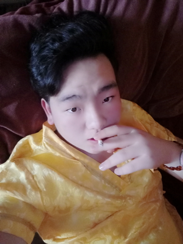 有心无力的第一张照片--长沙相亲服务中心