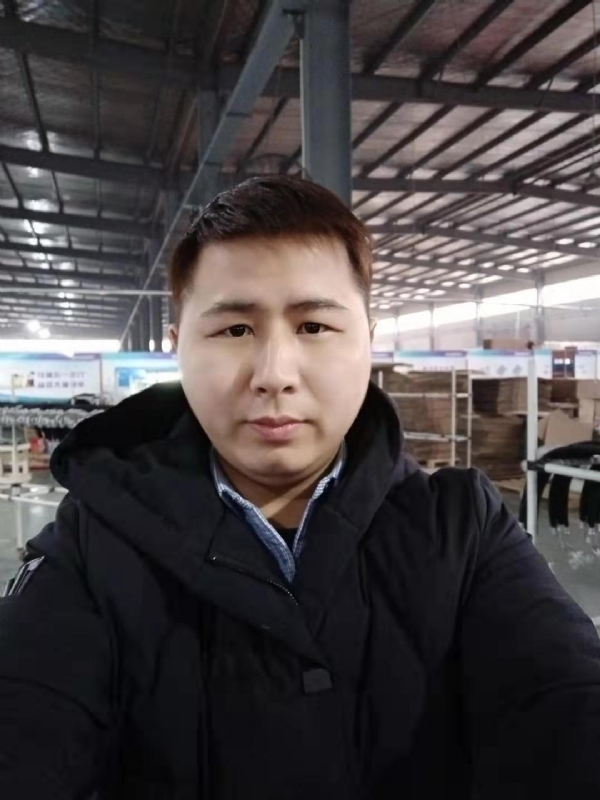 刀锋的第一张照片--长沙相亲服务中心