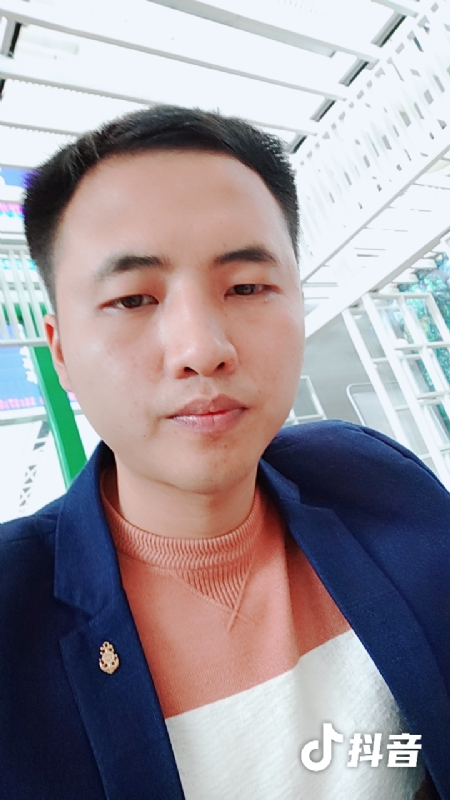 佳鑫的第一张照片--长沙相亲服务中心