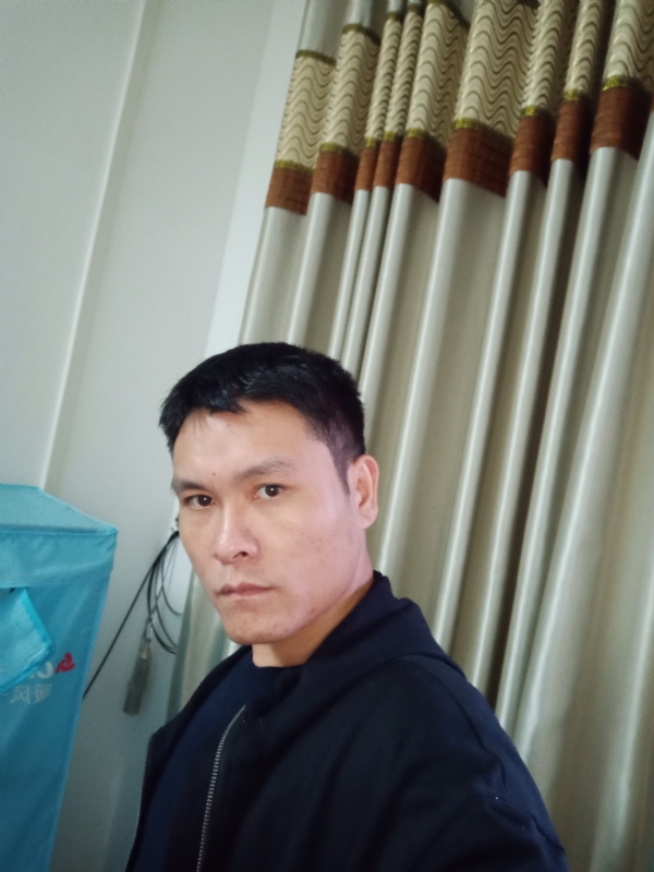 心如止水的第一张照片--长沙相亲服务中心