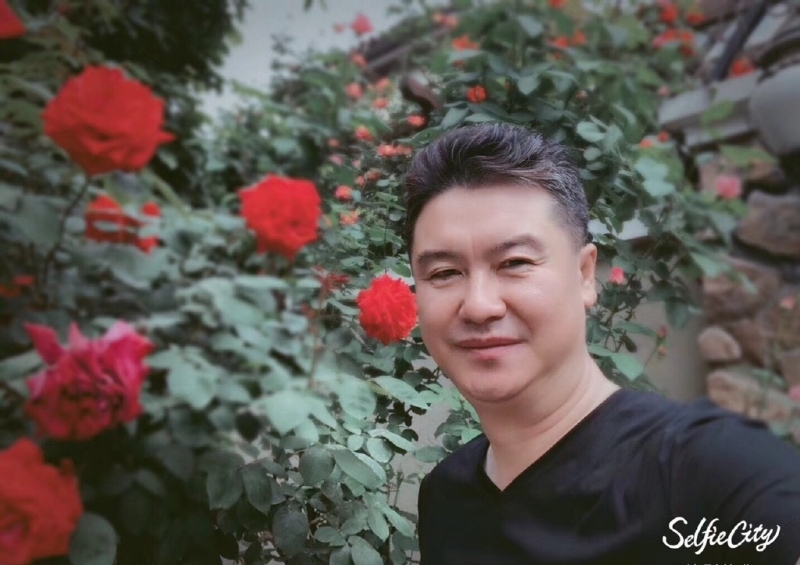 姓李名光耀的第一张照片--长沙相亲服务中心