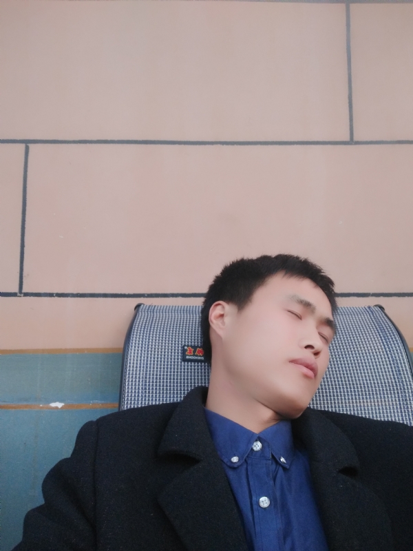 有钱爱情才能长久的第一张照片--长沙相亲服务中心