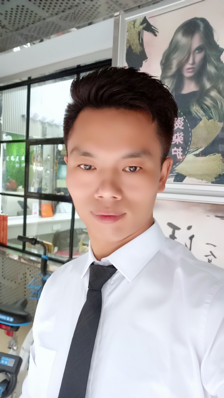 阳光男士的第一张照片--长沙相亲服务中心