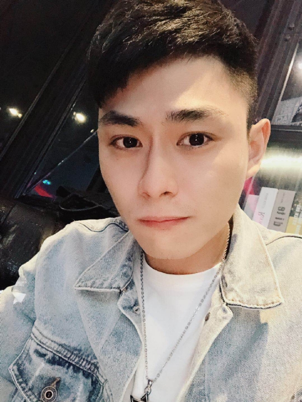 浩浩的第一张照片--长沙相亲服务中心