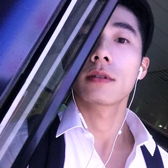 心若磐石的第二张照片--长沙相亲服务中心