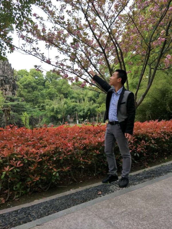 坦诚的第一张照片--长沙相亲服务中心