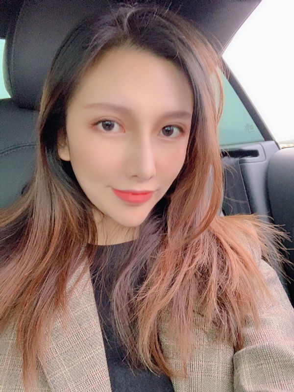 李岚Lancy的第一张照片--长沙相亲服务中心