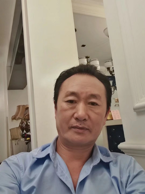 青松的第一张照片--长沙相亲服务中心