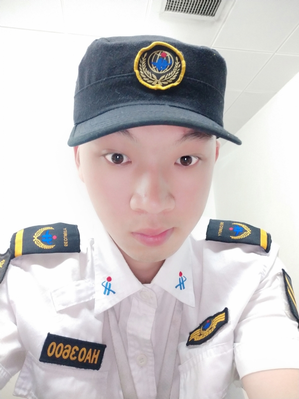 龙龙的第一张照片--长沙相亲服务中心