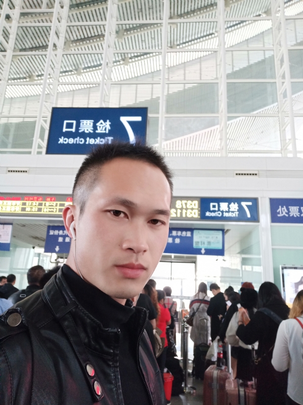 一叶知秋的第一张照片--长沙相亲服务中心