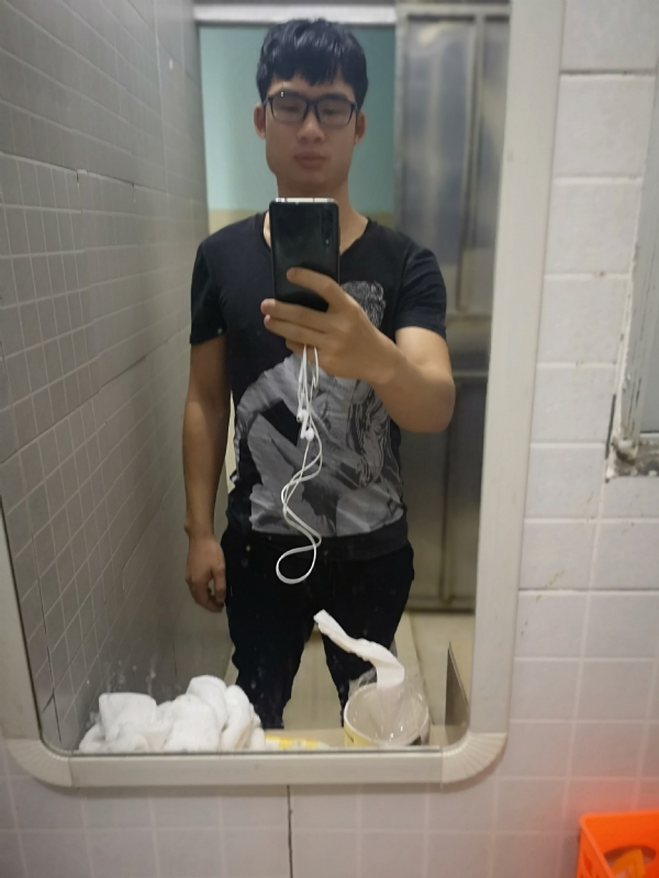 右手的执着的第一张照片--长沙相亲服务中心