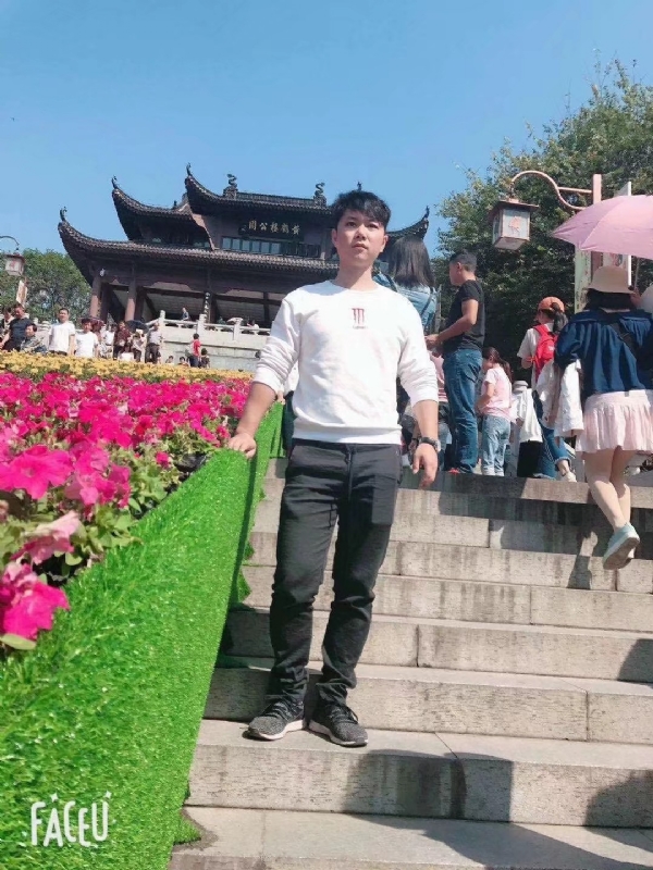 坦然的第二张照片--长沙相亲服务中心