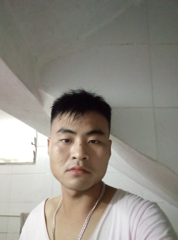 落叶知秋的第一张照片--长沙相亲服务中心