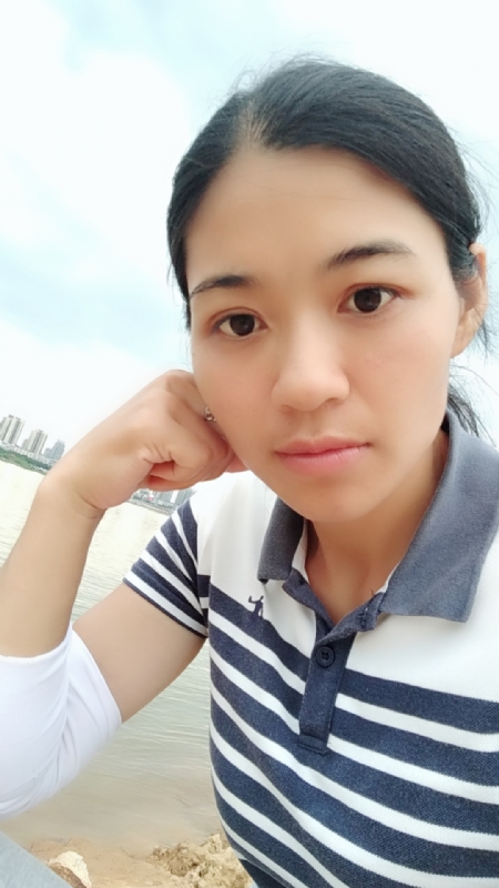 梅子的第一张照片--长沙相亲服务中心