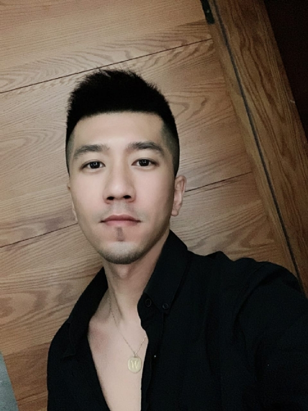 佳佳的第一张照片--长沙相亲服务中心