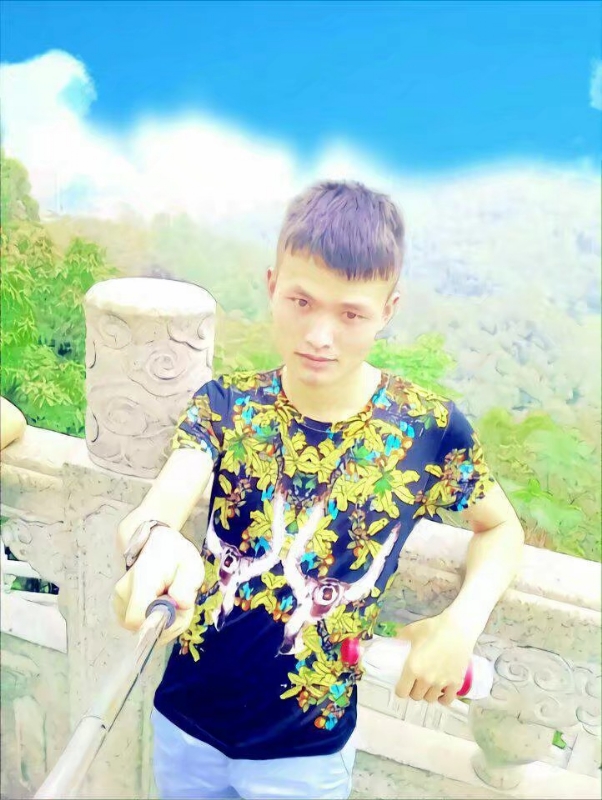 孤独王者元首的第一张照片--长沙相亲服务中心