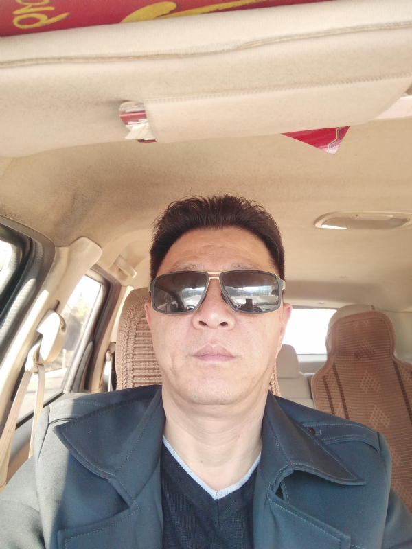 傲骨寒梅的第一张照片--长沙相亲服务中心