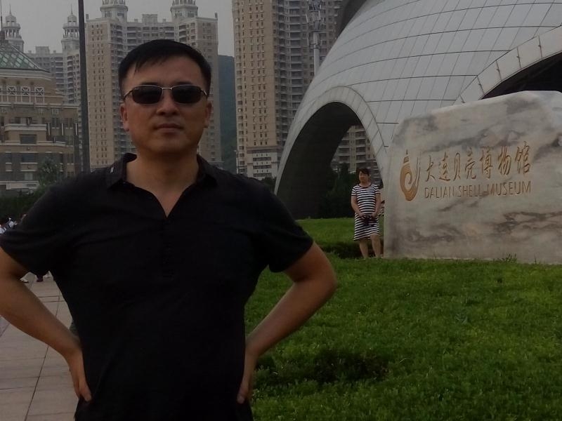 豁达的第一张照片--长沙相亲服务中心