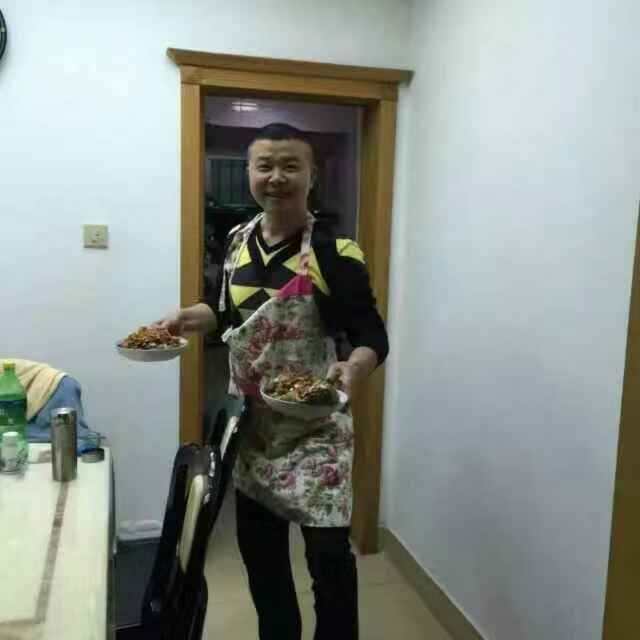 九个太阳的第一张照片--长沙相亲服务中心