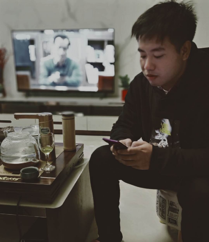 嗯今年能脱单吗的第一张照片--长沙相亲服务中心