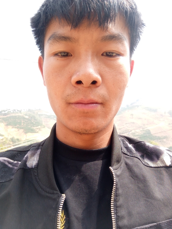 唐伟的第一张照片--长沙相亲服务中心