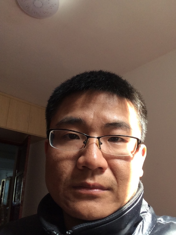 余浩浩的第一张照片--长沙相亲服务中心