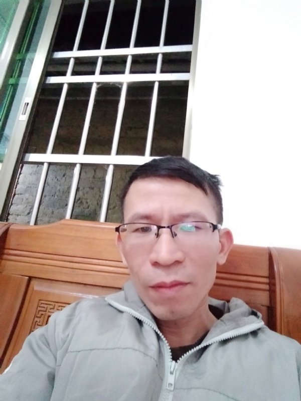 奋斗的第一张照片--长沙相亲服务中心