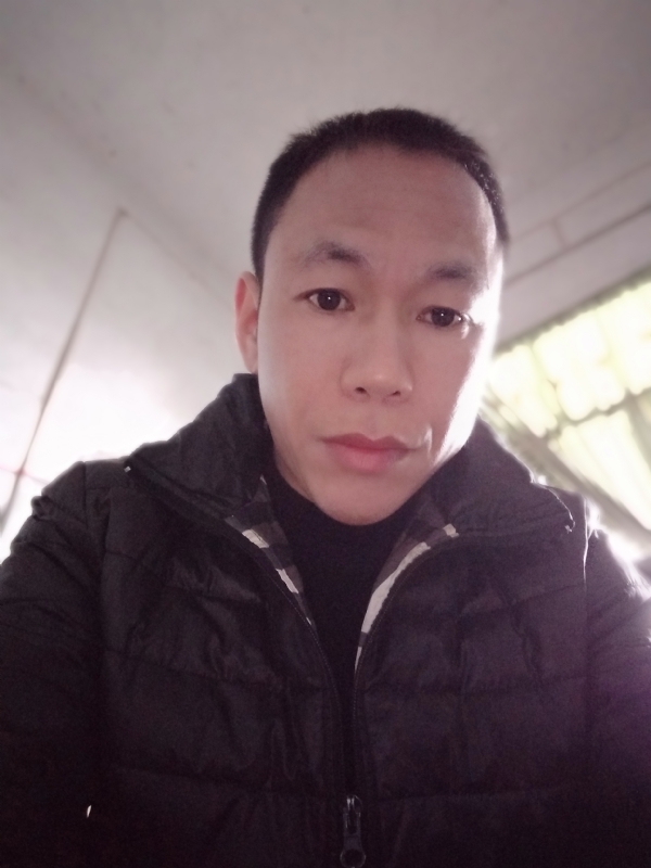 相信真爱的第一张照片--长沙相亲服务中心