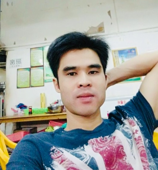 Huang的第一张照片--长沙相亲服务中心