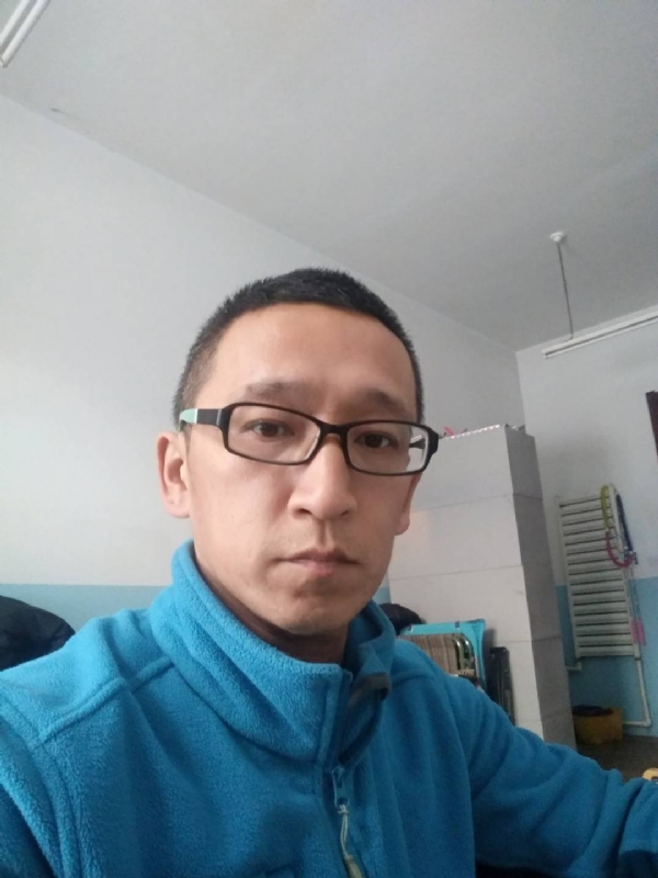 晓峰的第三张照片--长沙相亲服务中心