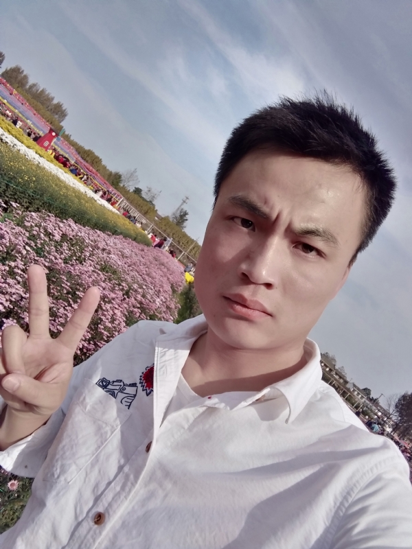 心碎无痕的第二张照片--长沙相亲服务中心