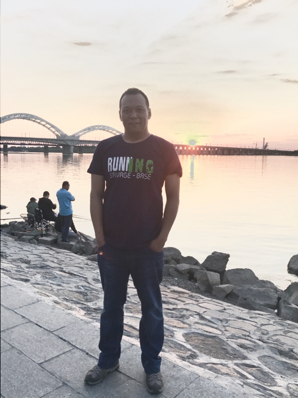 海天一色的第一张照片--长沙相亲服务中心