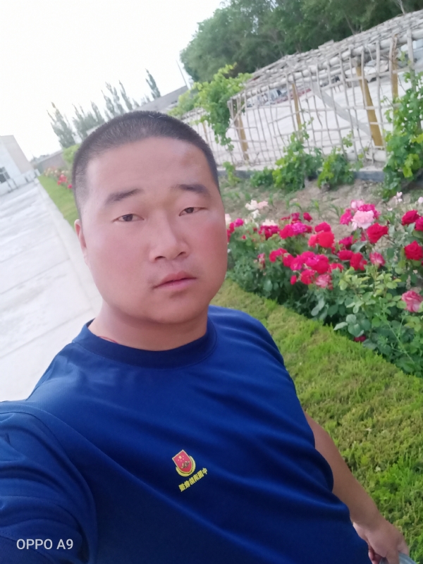 奋斗中的青春最美丽的第一张照片--长沙相亲服务中心