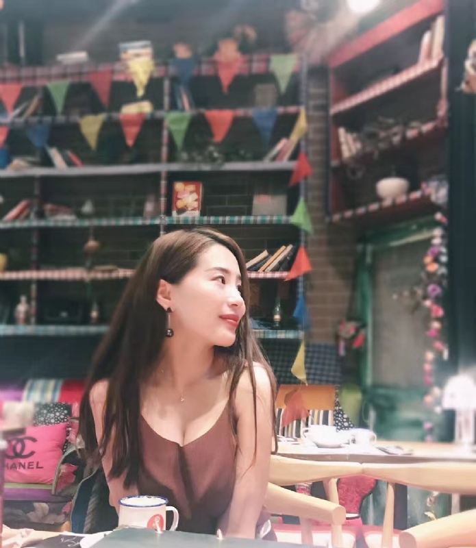 zoe的第一张照片--长沙相亲服务中心