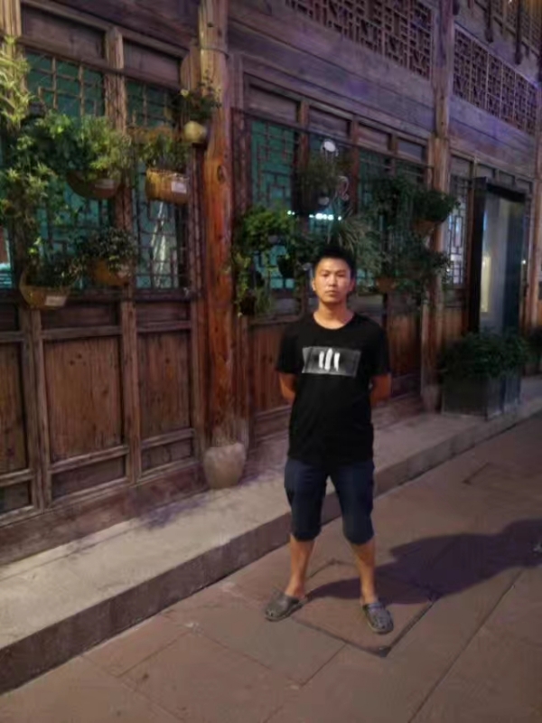 回忆的第一张照片--长沙相亲服务中心