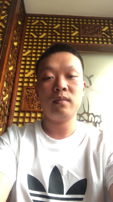 唐子龙的第一张照片--长沙相亲服务中心