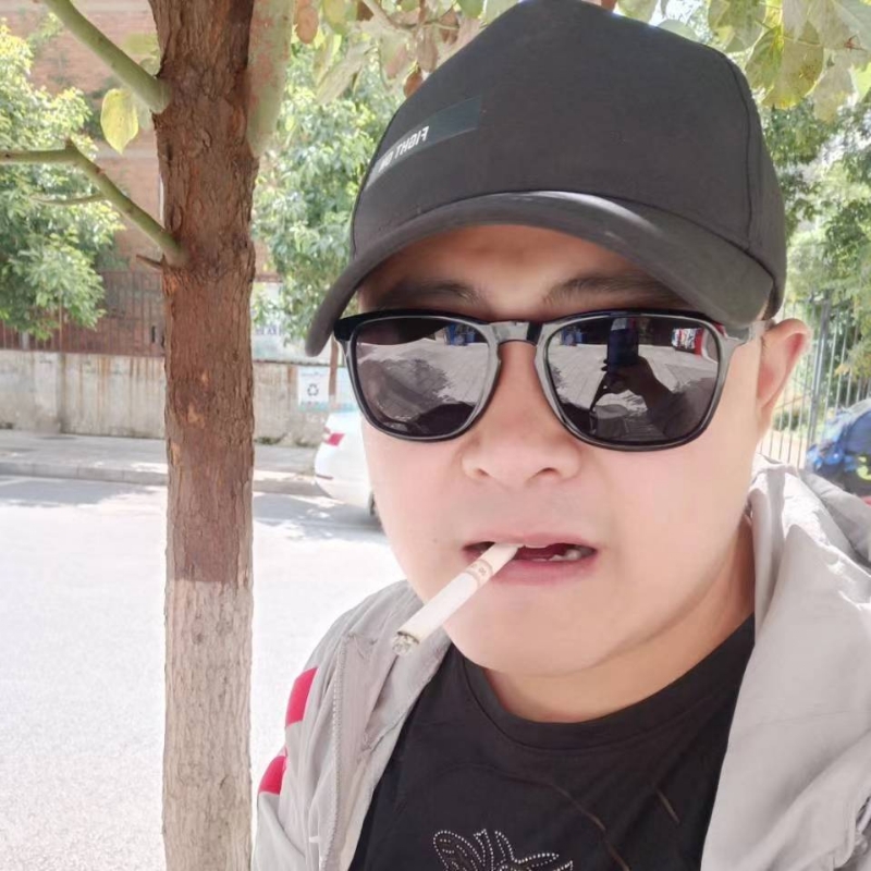 瞄小七的第一张照片--长沙相亲服务中心