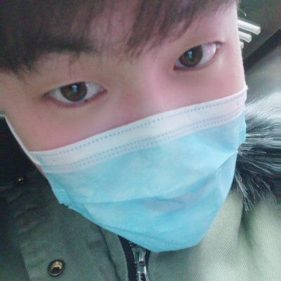 大学生的第一张照片--长沙相亲服务中心