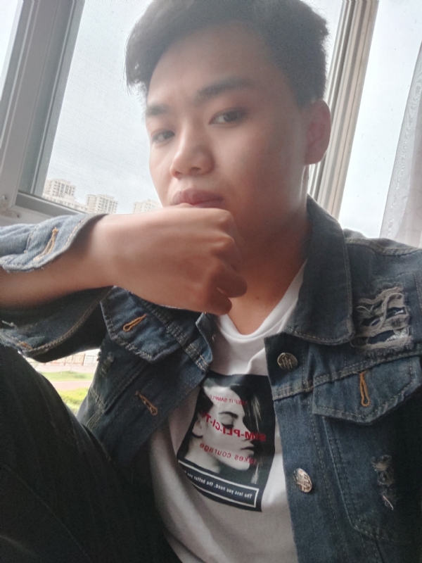 鬼卿的第四张照片--长沙相亲服务中心