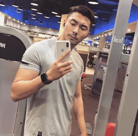 Larryyy的第一张照片--长沙相亲服务中心