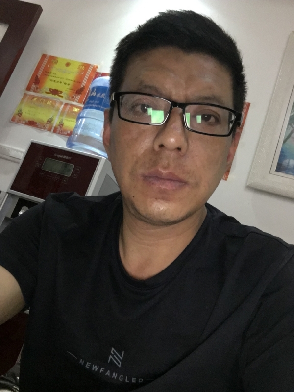 牵手的第三张照片--长沙相亲服务中心